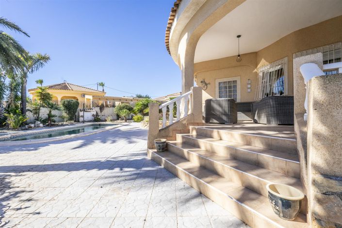 Image No.14-3 Bed Villa for sale