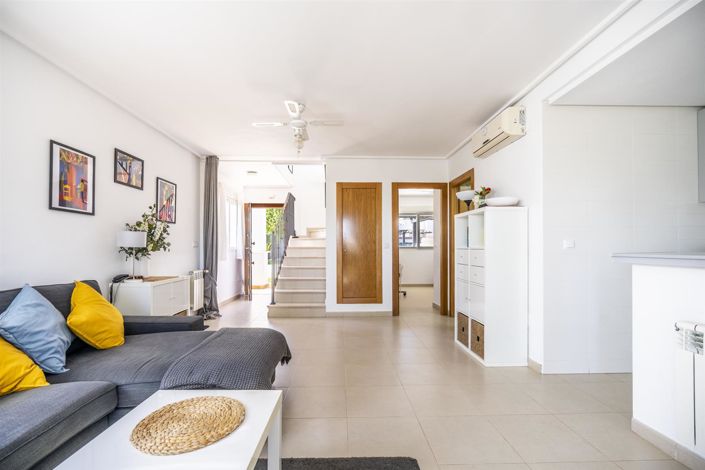 Image No.16-2 Bed Townhouse for sale