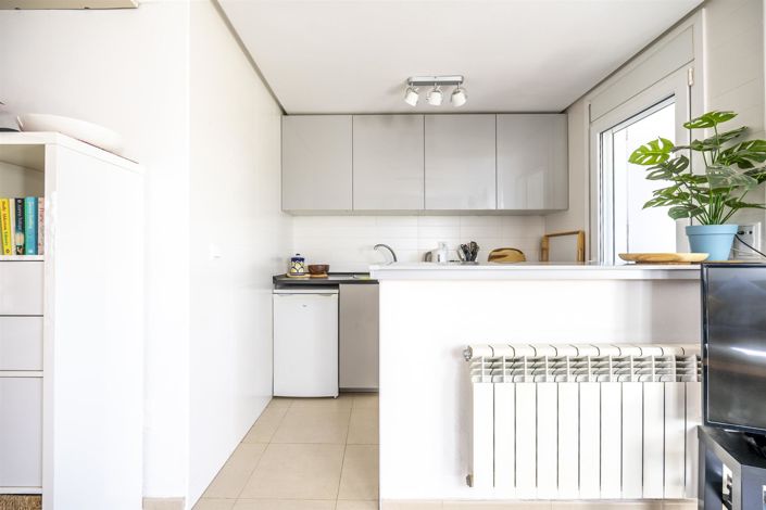 Image No.7-2 Bed Townhouse for sale