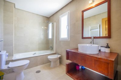 t8t0jpyweeejslsambk7q