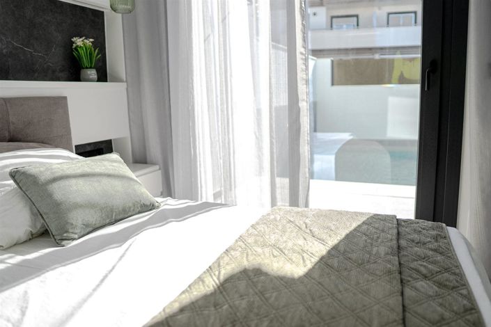 Image No.13-2 Bed Apartment for sale