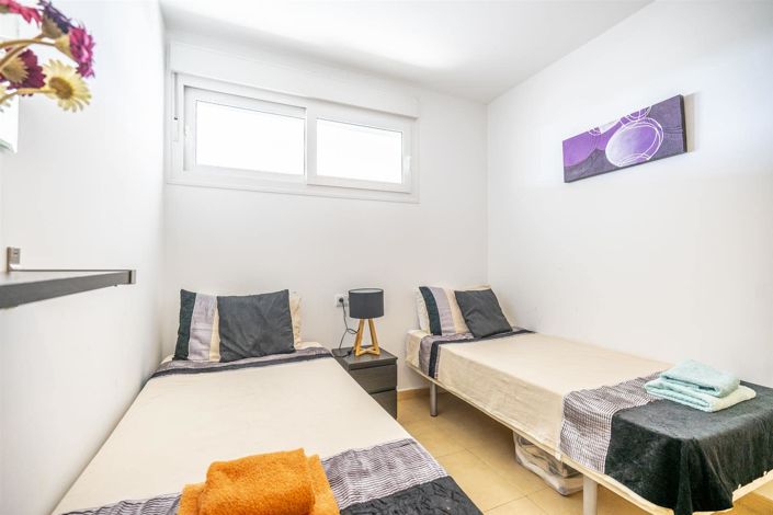 Image No.9-2 Bed Apartment for sale