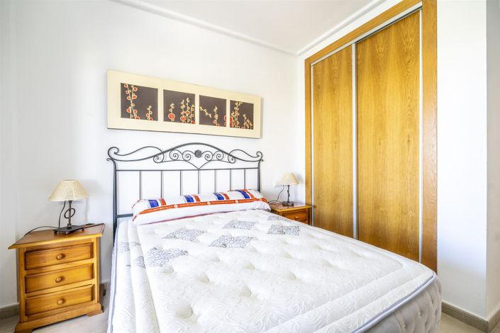 Image No.16-2 Bed Apartment for sale