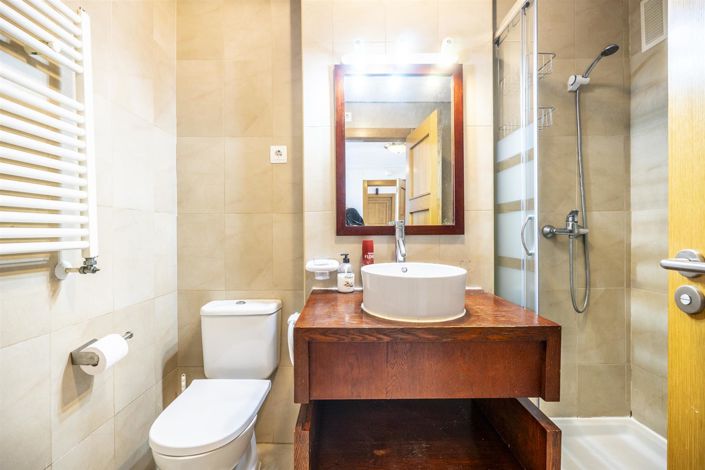 Image No.9-2 Bed Apartment for sale