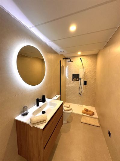 Image No.15-3 Bed Apartment for sale