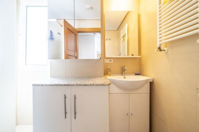 kqebgybonuwzt1aiktbpya