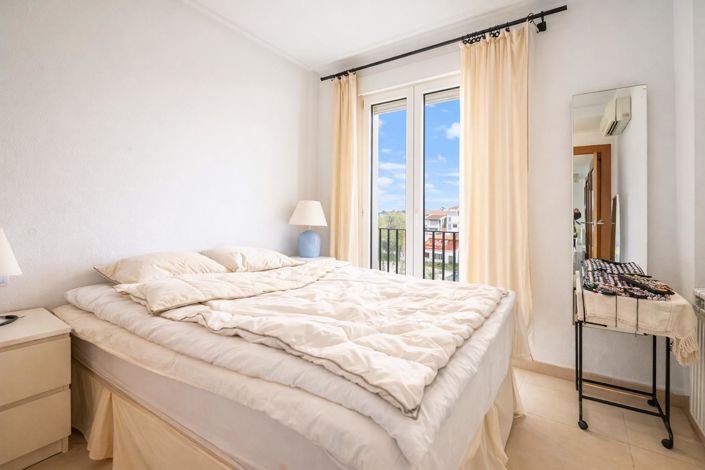 Image No.5-2 Bed Apartment for sale