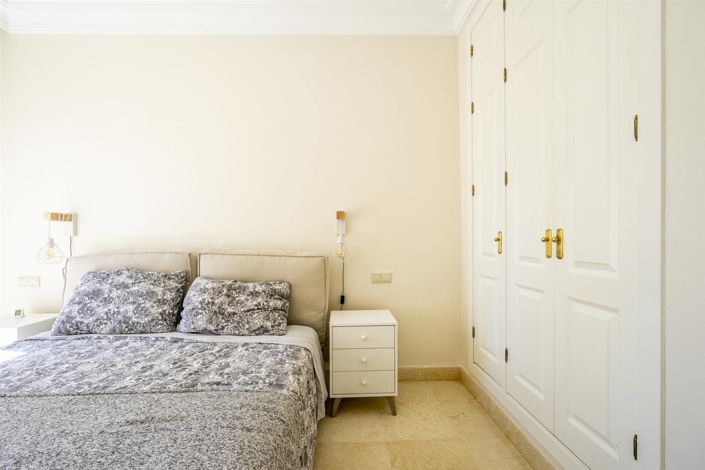 Image No.13-2 Bed Apartment for sale