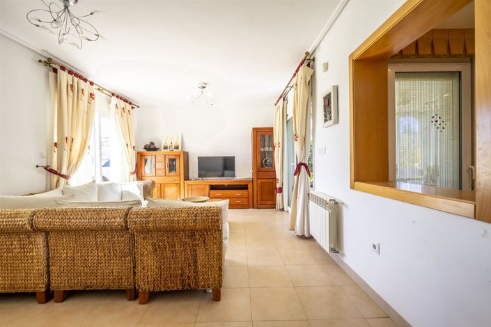 Image No.12-2 Bed Villa for sale