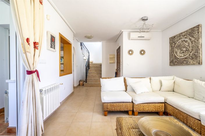 Image No.10-2 Bed Villa for sale