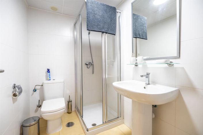 Image No.14-2 Bed Apartment for sale