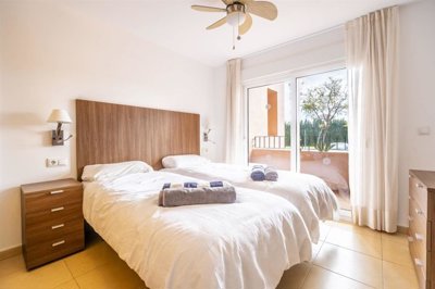 r-eoxxbwweeps0ld0qu8rg