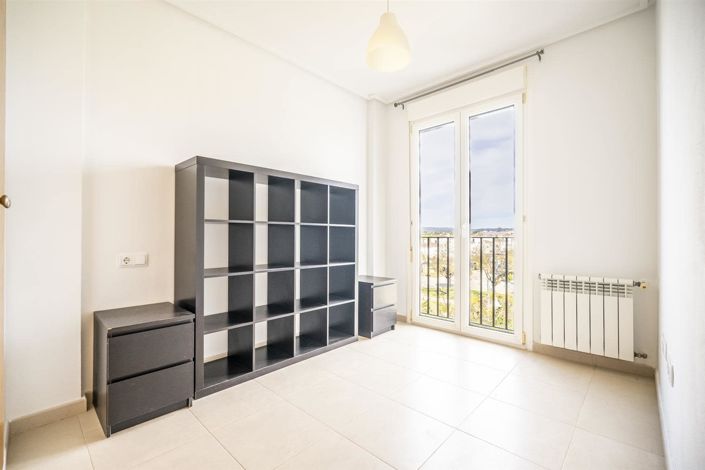 Image No.15-2 Bed Apartment for sale