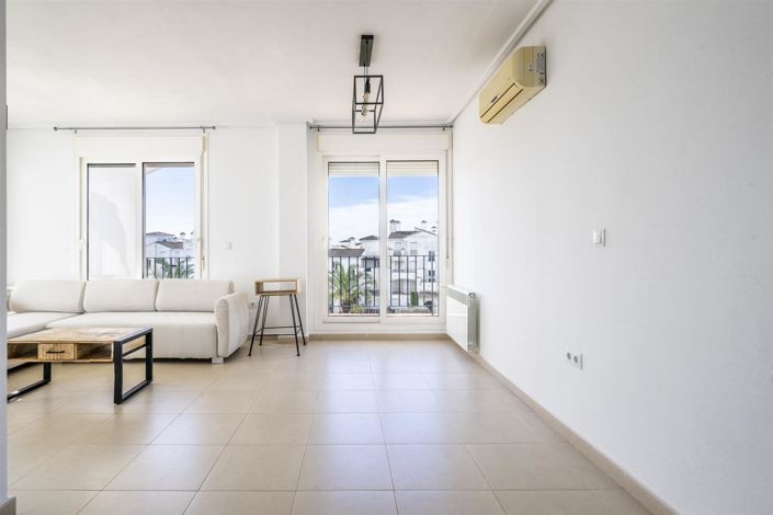 Image No.10-2 Bed Apartment for sale