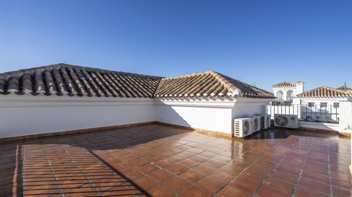 Image No.6-3 Bed Villa for sale