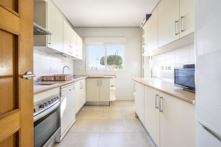 Image No.7-3 Bed Villa for sale