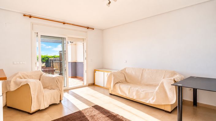 Image No.4-2 Bed Townhouse for sale