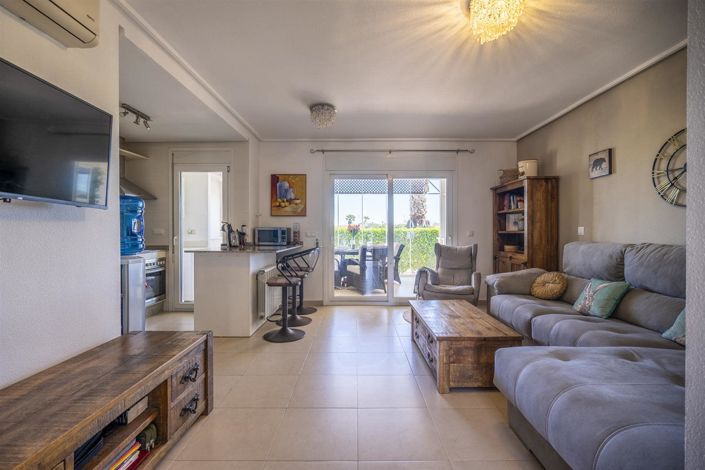 Image No.16-2 Bed Townhouse for sale