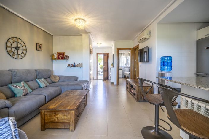 Image No.17-2 Bed Property for sale