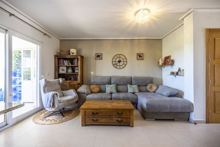 Image No.5-2 Bed Townhouse for sale