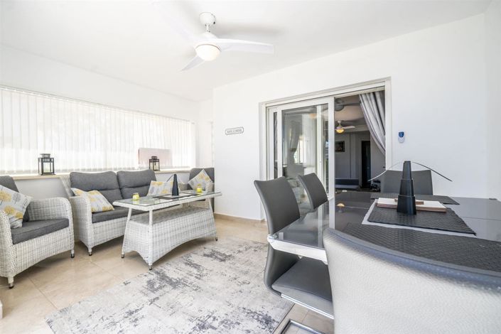 Image No.16-2 Bed Apartment for sale