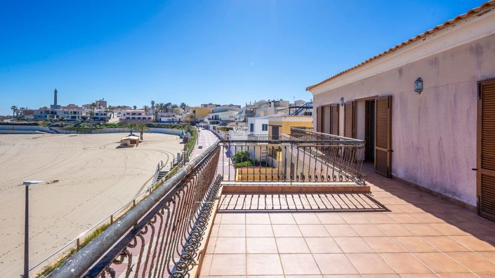 Image No.4-6 Bed Villa for sale