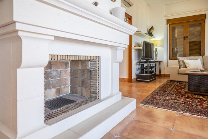 Image No.39-6 Bed Villa for sale