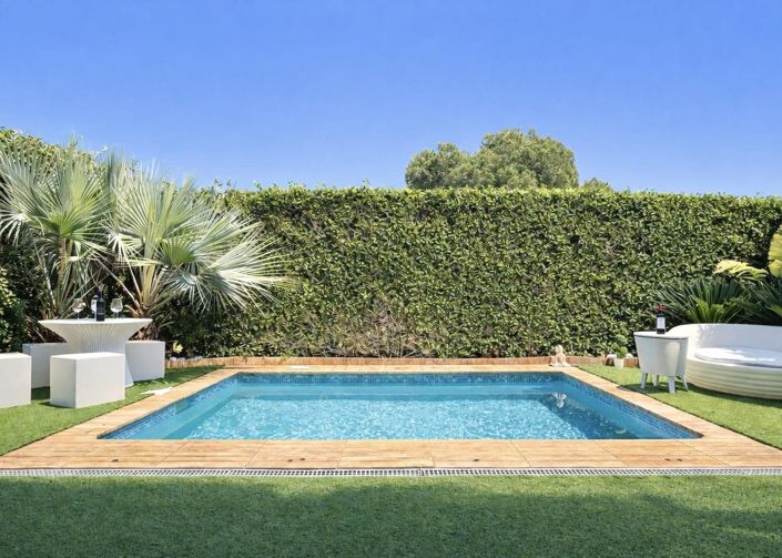 Image No.2-4 Bed Villa for sale