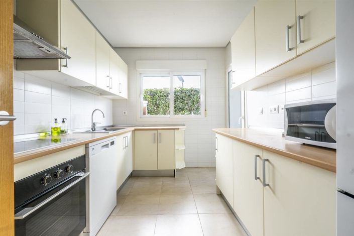 Image No.3-3 Bed Villa for sale