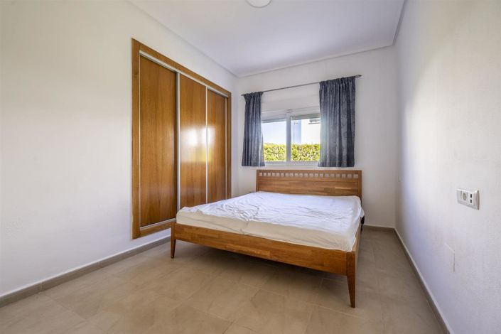 Image No.4-3 Bed Villa for sale