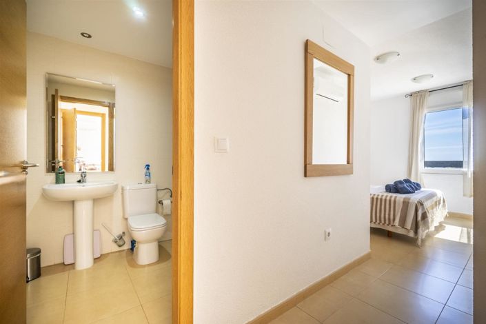 Image No.14-3 Bed Apartment for sale