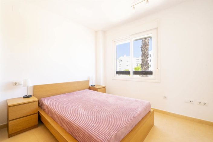 Image No.7-2 Bed Apartment for sale