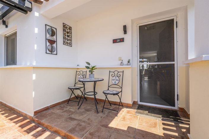 Image No.26-2 Bed Townhouse for sale
