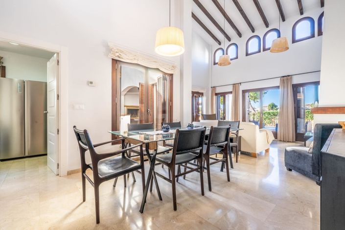 Image No.3-3 Bed Villa for sale