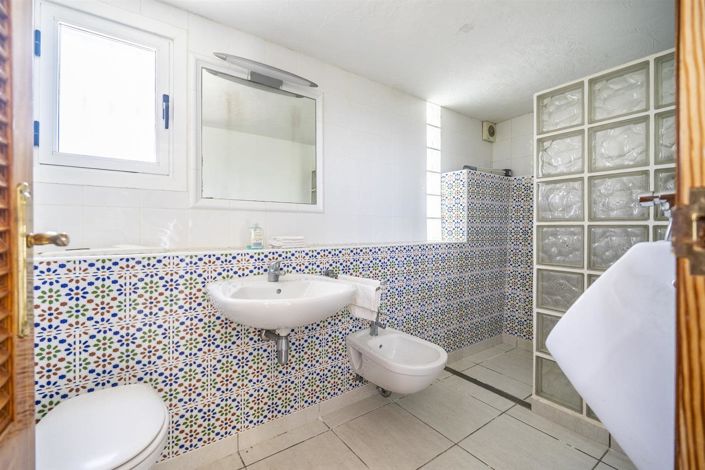 Image No.25-Property for sale
