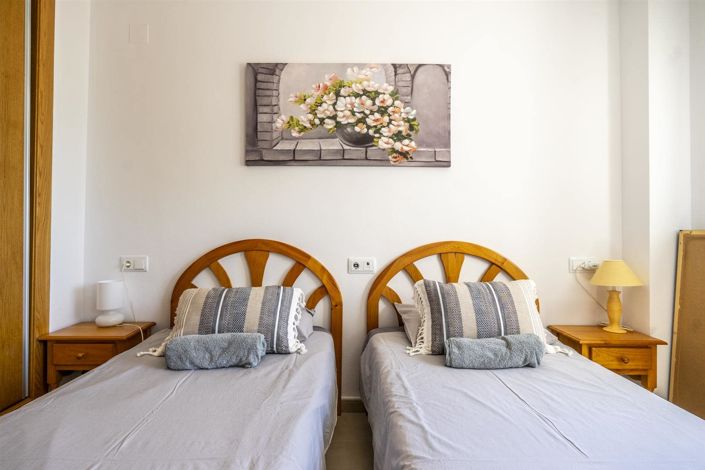 Image No.11-2 Bed Apartment for sale