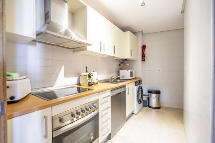 Image No.7-2 Bed Apartment for sale