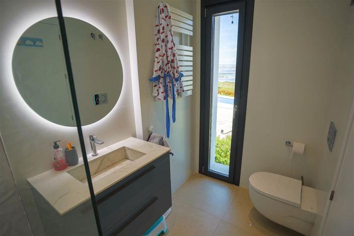 Image No.28-4 Bed Villa for sale