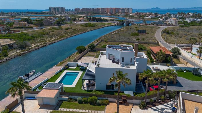 Image No.44-4 Bed Villa for sale