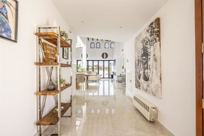 Image No.23-4 Bed Villa for sale