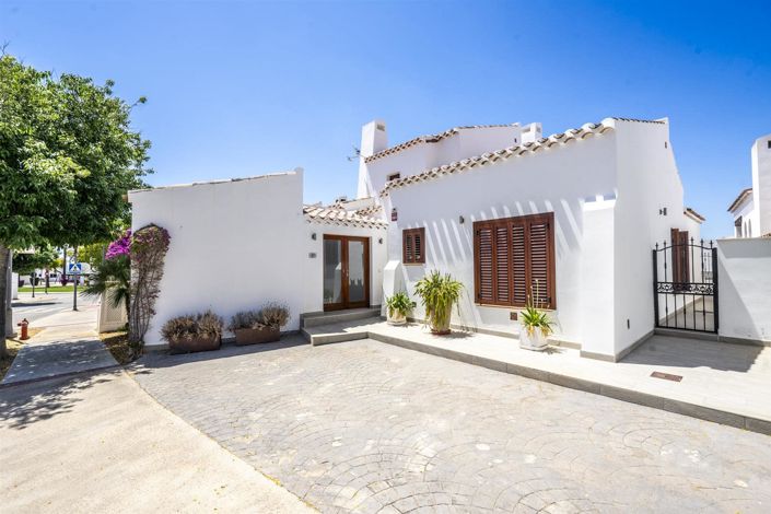 Image No.28-4 Bed Villa for sale