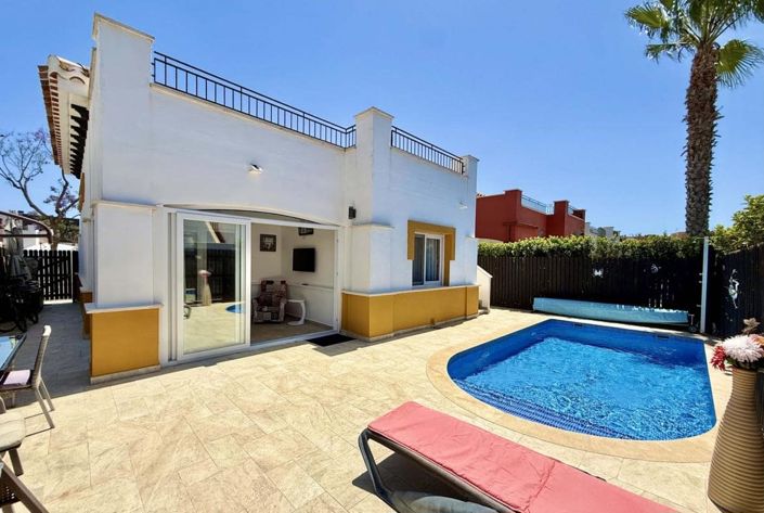 Image No.5-2 Bed Villa for sale