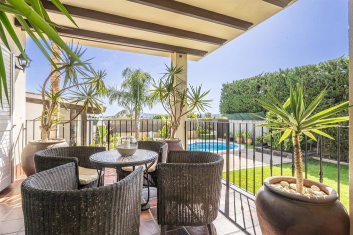 Image No.4-4 Bed Villa for sale