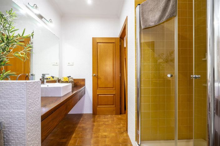Image No.35-4 Bed Villa for sale