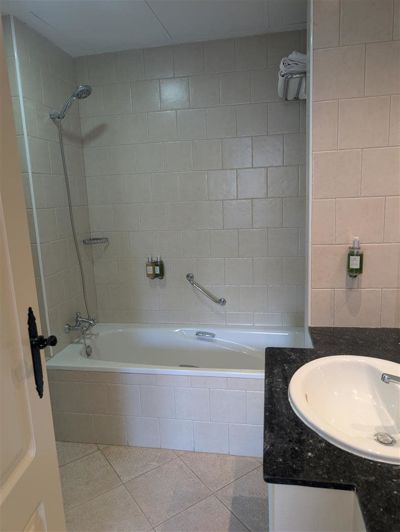 Image No.23-2 Bed Apartment for sale