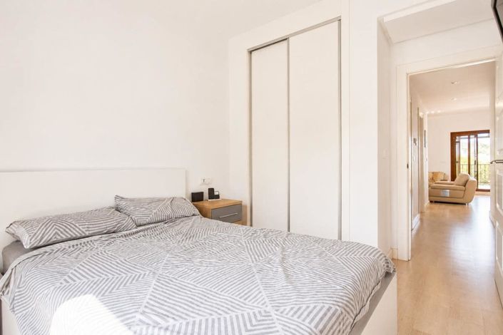 Image No.23-2 Bed Apartment for sale