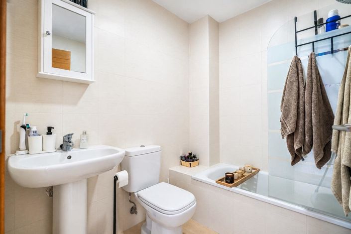 Image No.15-3 Bed Apartment for sale