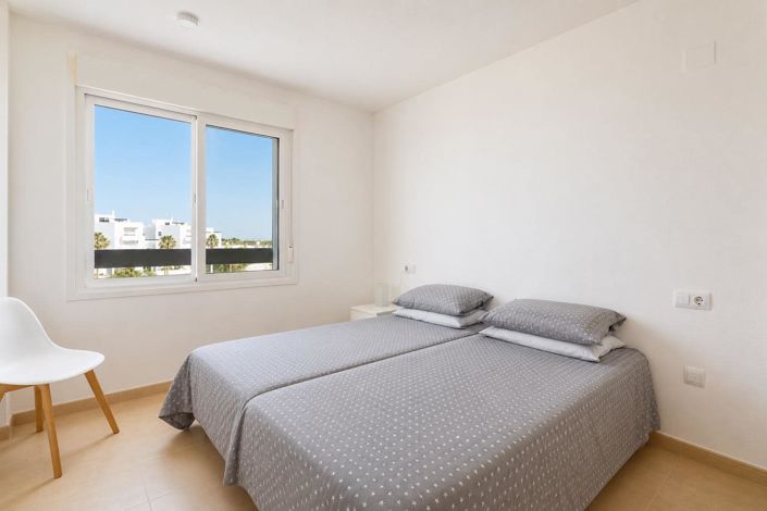 Image No.8-3 Bed Apartment for sale