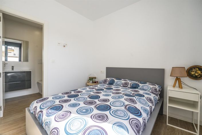 Image No.19-2 Bed Villa for sale