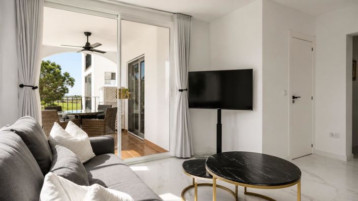 Image No.11-2 Bed Apartment for sale